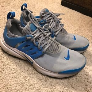 Women’s Nike Sneaker